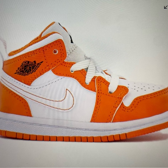 Air Jordan 1 mid top “ electro orange” size 10c youth - Picture 3 of 11